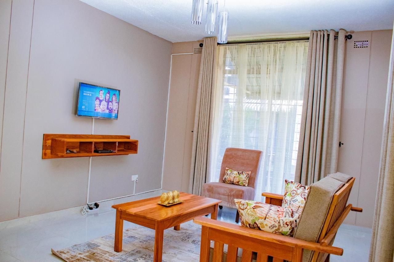 R Executive Apartments 哈拉雷 外观 照片